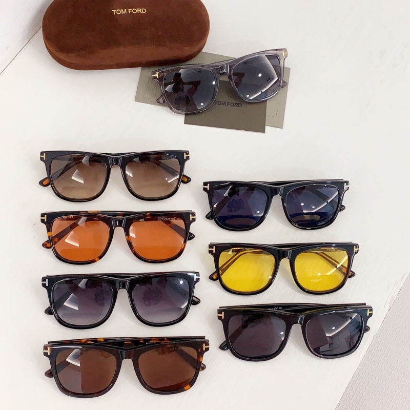 TOM FORD